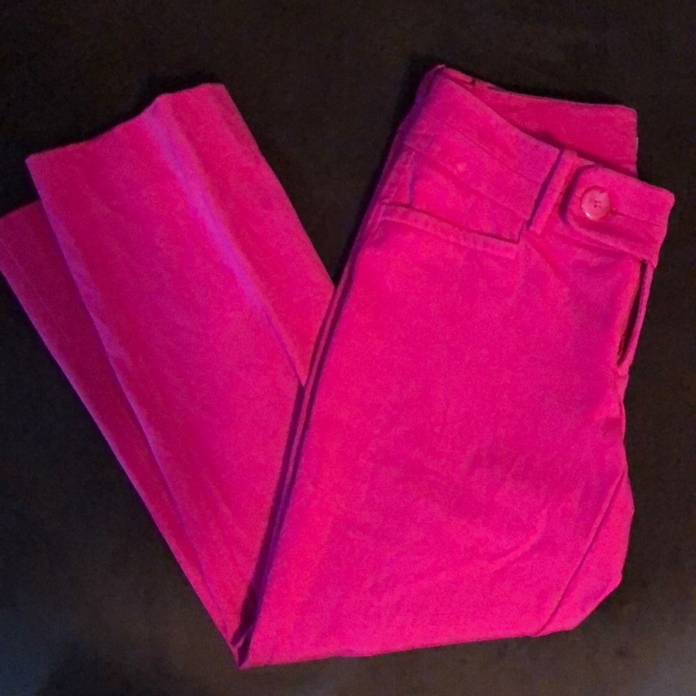 Lilly Pulitzer Capri pants size 6 🌴
